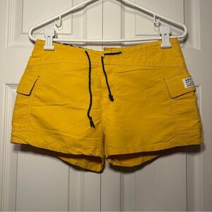 Vintage Abercrombie & Fitch yellow “parachute” cargo shorts, size 0, EUC